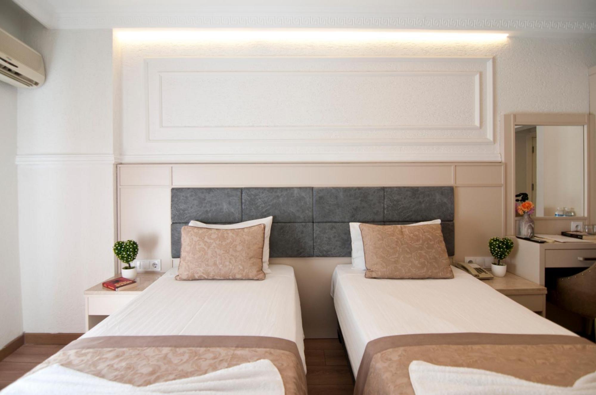 Royce Hotel Стамбул Экстерьер фото