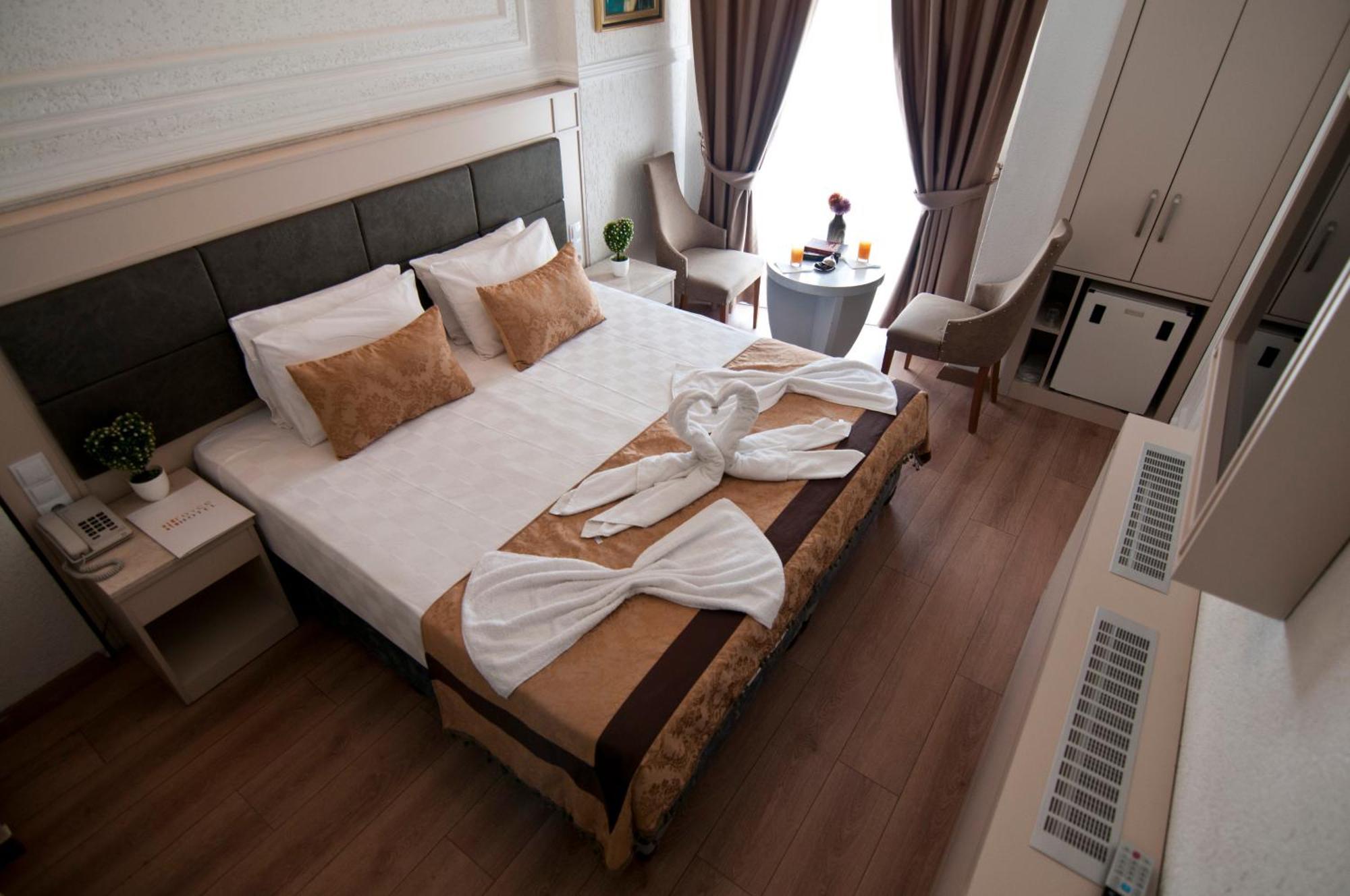 Royce Hotel Стамбул Экстерьер фото