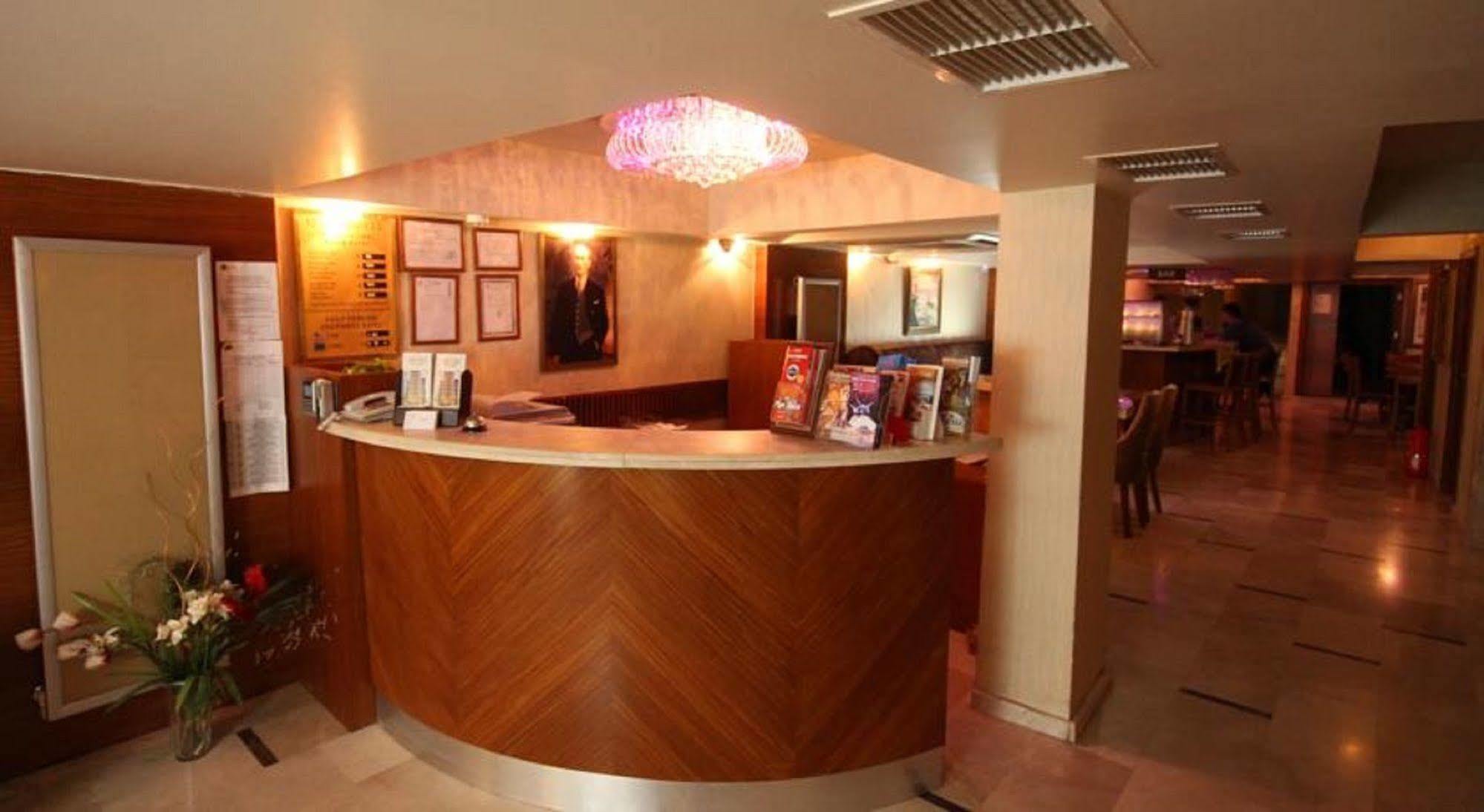 Royce Hotel Стамбул Экстерьер фото